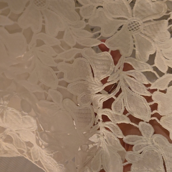 ASTR white lace dress - Picture 5 of 5